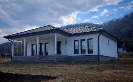 Montazne kuce Ivanjica - Max Vuk